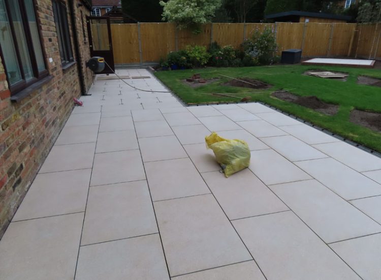 Garden Paving Sandhurst, Berkshire, RG47 - A paved terrace area using porcelain paving.