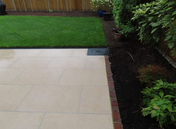 Garden Paving Sandhurst, Berkshire, RG47 - A paved terrace area using porcelain paving.
