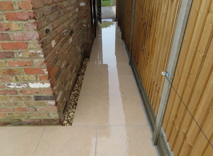 Garden Paving Sandhurst, Berkshire, RG47 - A paved terrace area using porcelain paving.