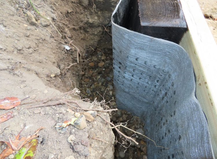 Timber Retaining Walling Claygate, Surrey, KT10 - Repair and replacement of sections of old, dilapidated timber walling. Timber Retaining Walling Claygate, Surrey, KT10 - Repair and replacement of sections of old, dilapidated timber walling.