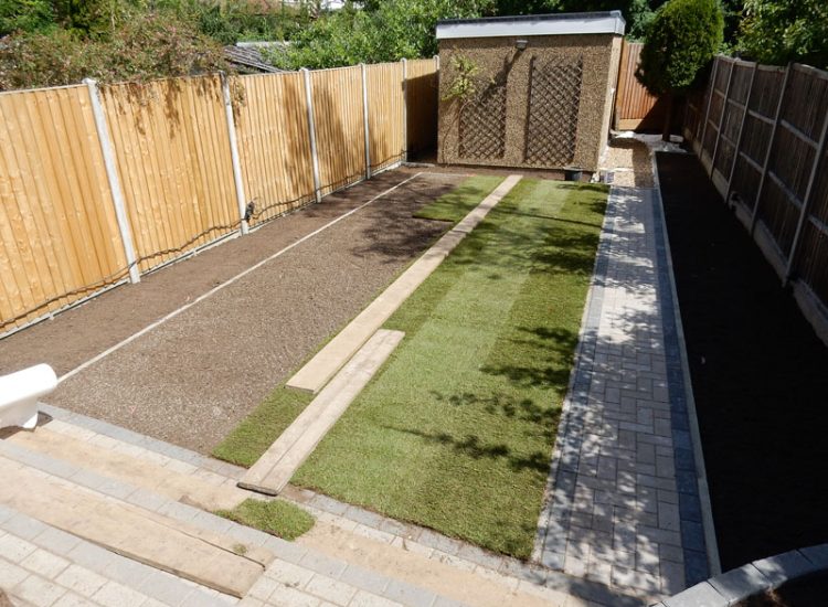 Turfing North Finchly, London, N12 - A small new lawn laid after lawn drainage including a drainge layer had been installed to assist with the drainage issues. Turfing North Finchly, London, N12 - A small new lawn laid after lawn drainage including a drainge layer had been installed to assist with the drainage issues.